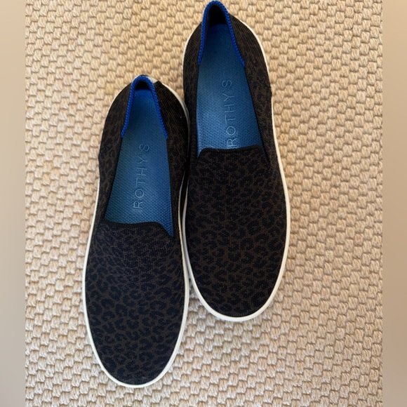 Rothy’s dark leopard slip on shoes (size 8) - Picture 2 of 4
